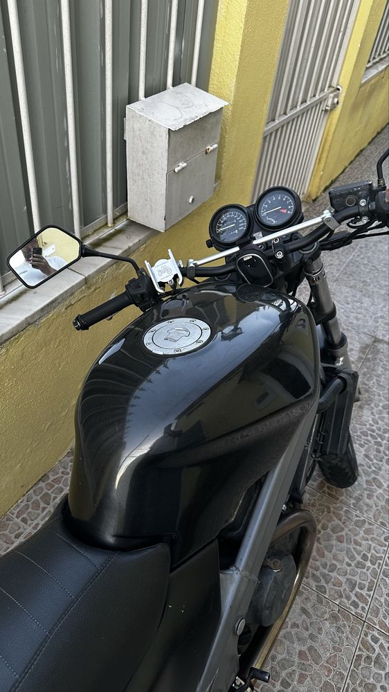 Honda NTV 650 Naked