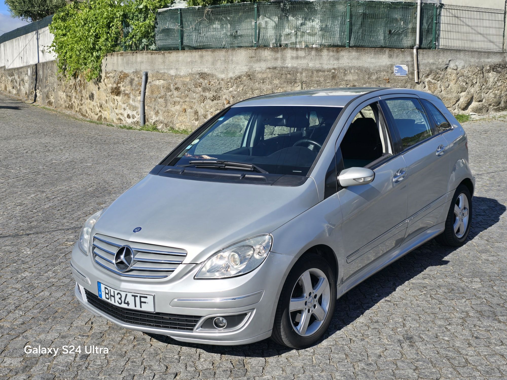 Vendo ou troco mercedes b180 cdi manual ler a descrição negociável