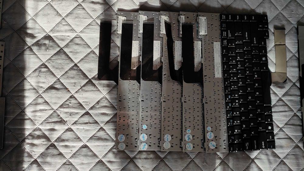 Klawiatury do notebooków / laptopów - 20szt różne