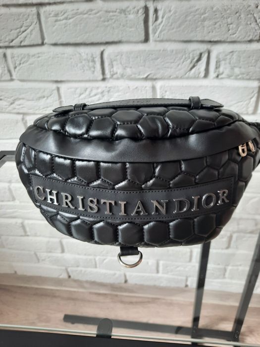 Torebka nerka Chrystian Dior nowa.