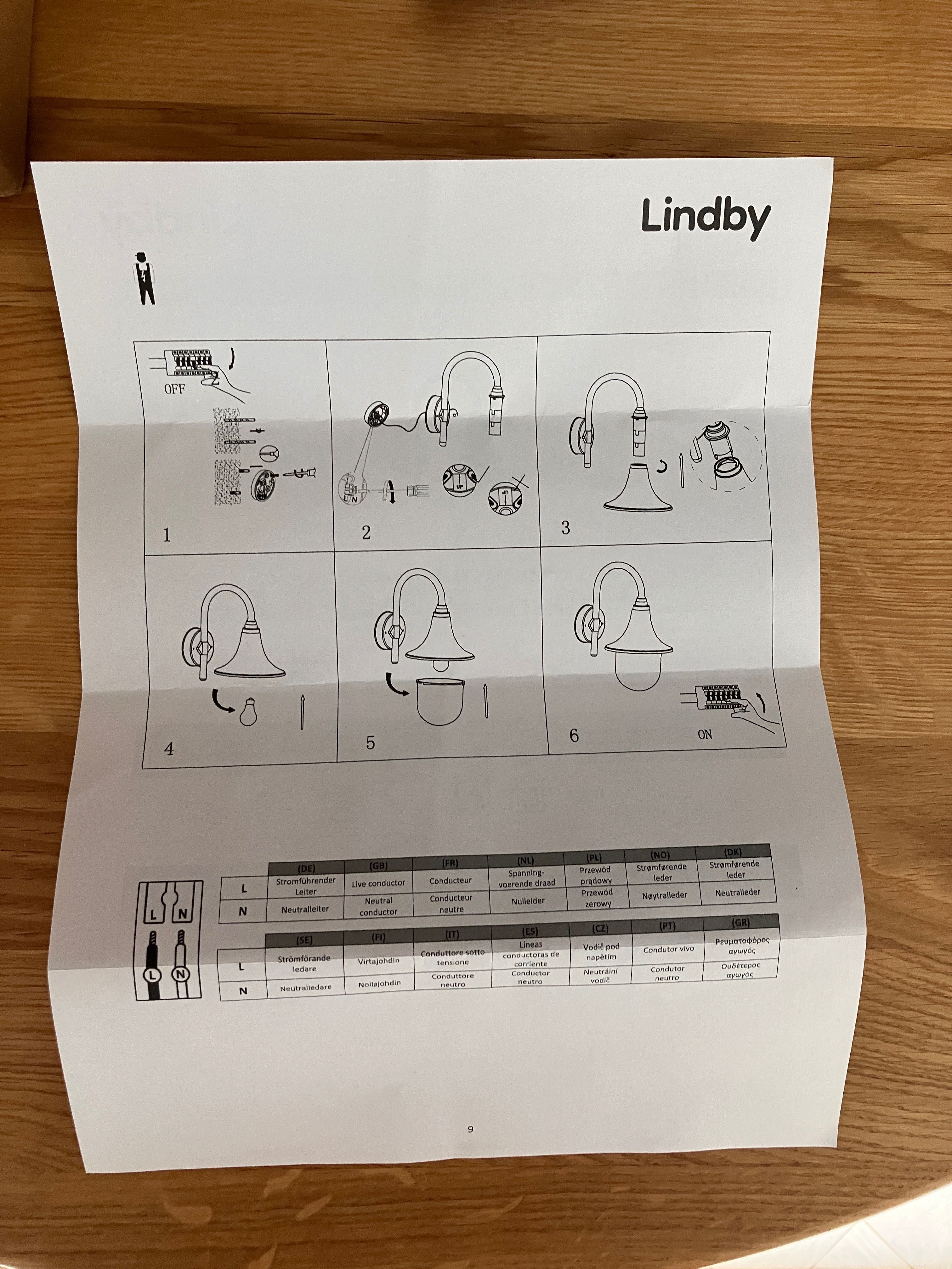 Kinkiet zewnętrzny Lindby