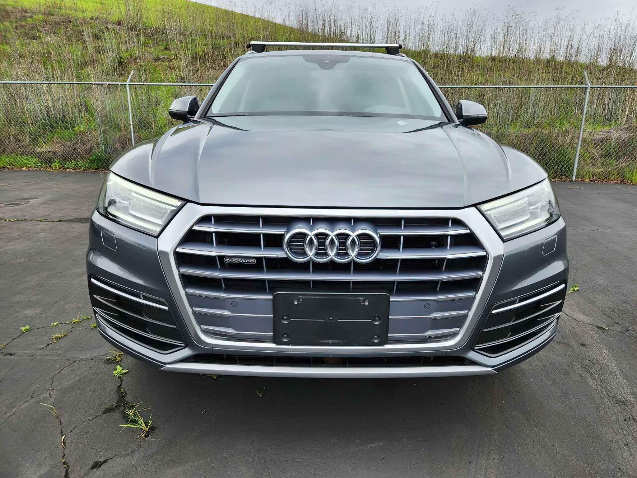 Audi Q5 2020 Gray