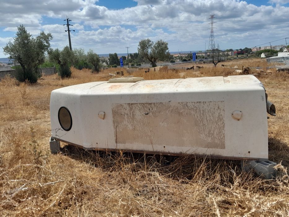 Capota de fibra para relote de cavalos