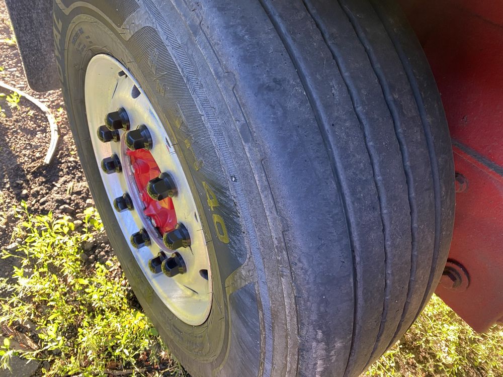 Продам полупричіп самоскид fruehauf