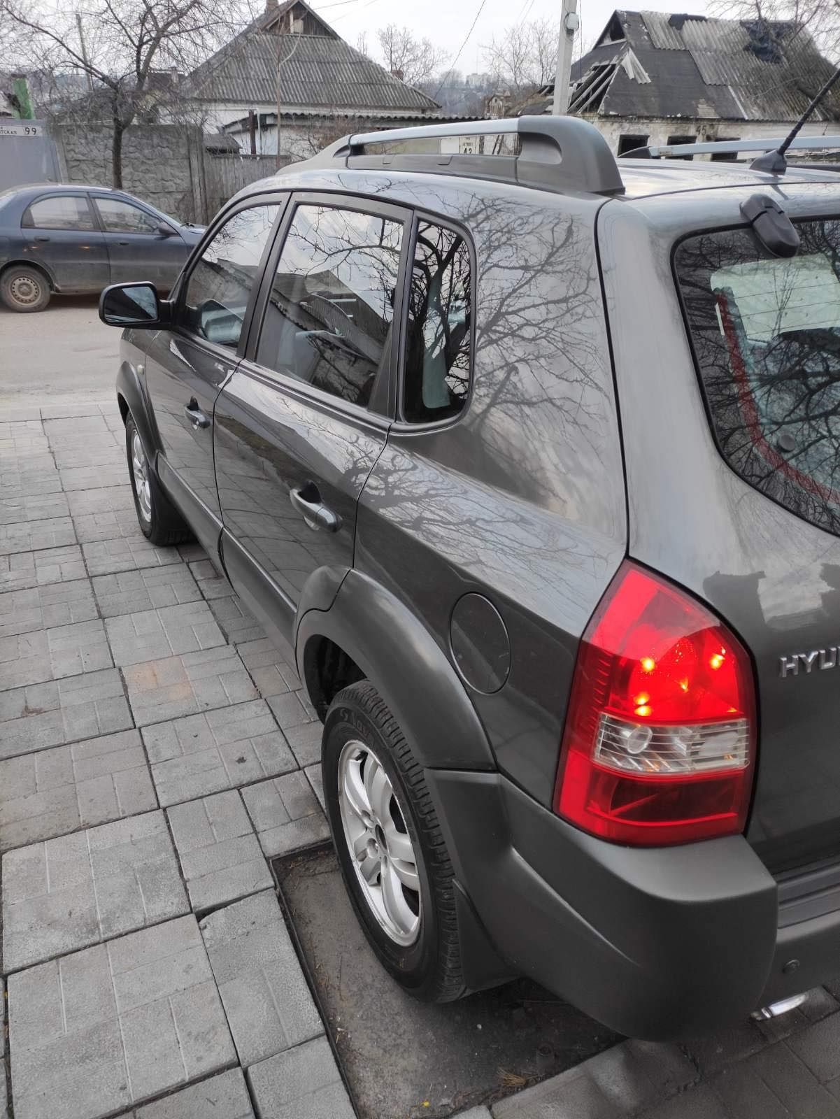 Hyundai  Tucson 2008