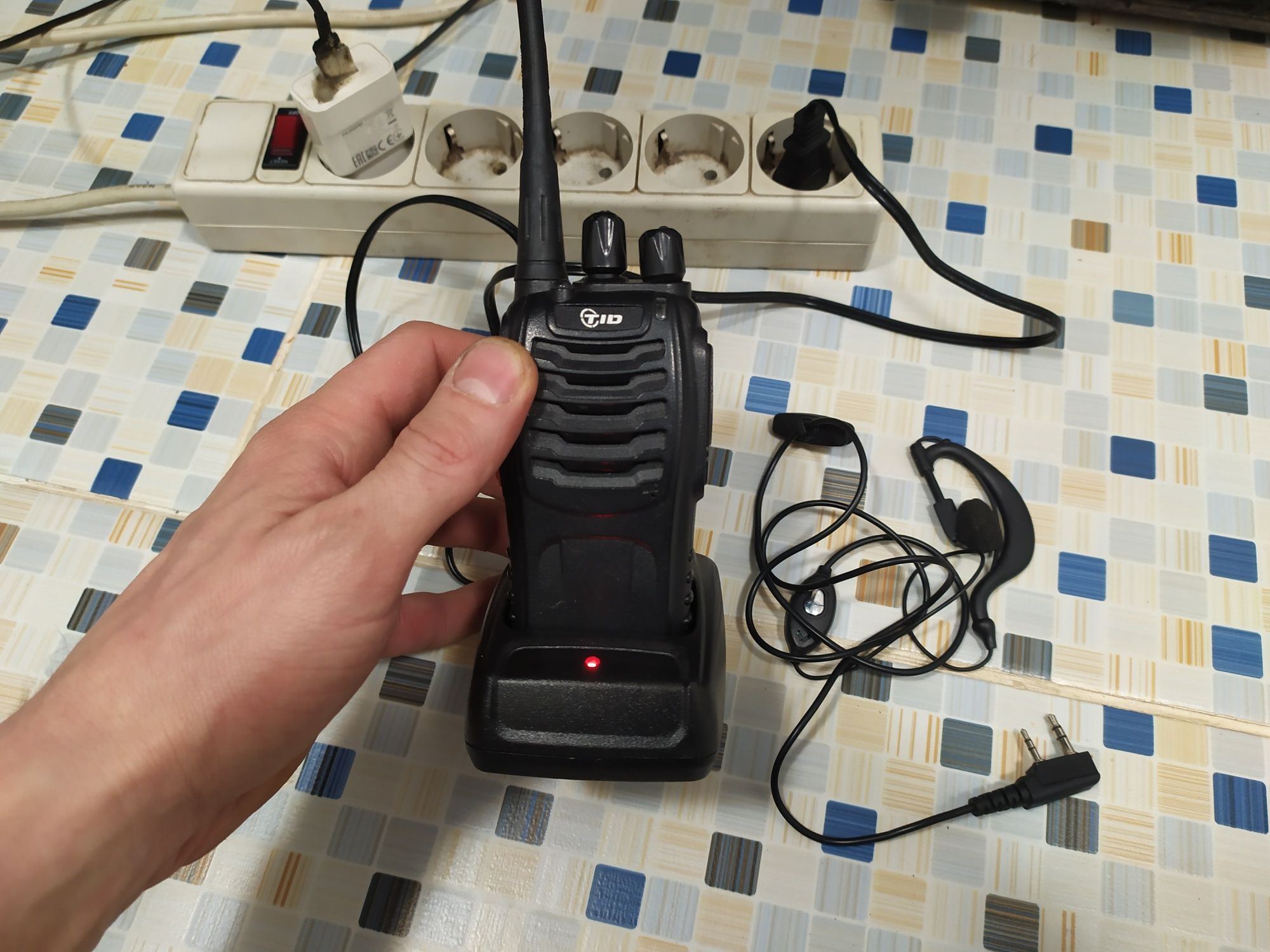 Рація TID-Electronics TD-V2 (портативна радіостанція)