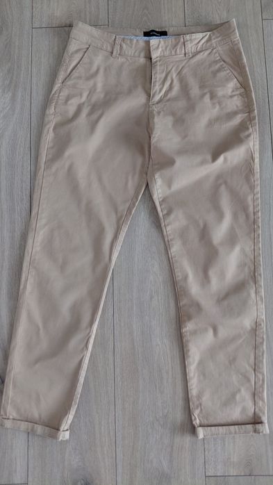 Spodnie damskie marki Reserved