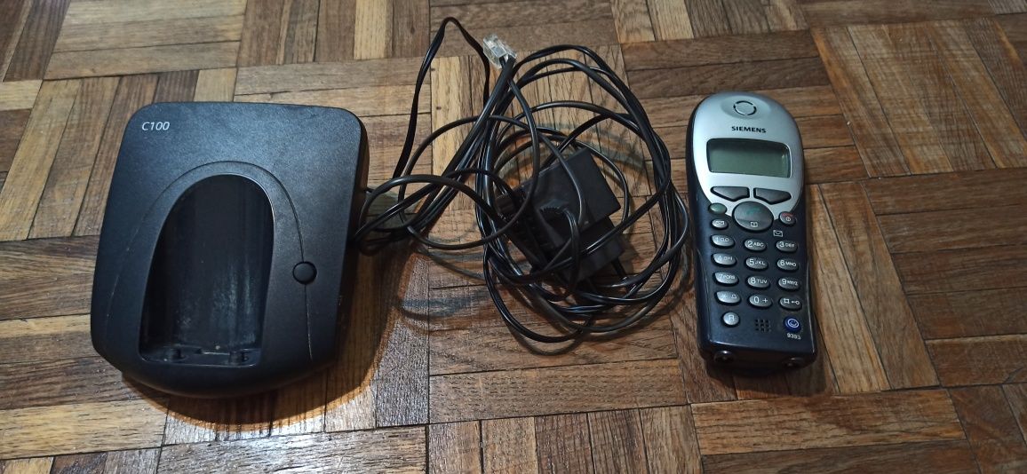 Telefon stacjonarny
