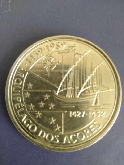 Vendo estas três moedas comemorativas
