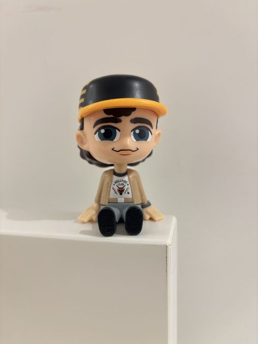 Boneco stranger things- troca