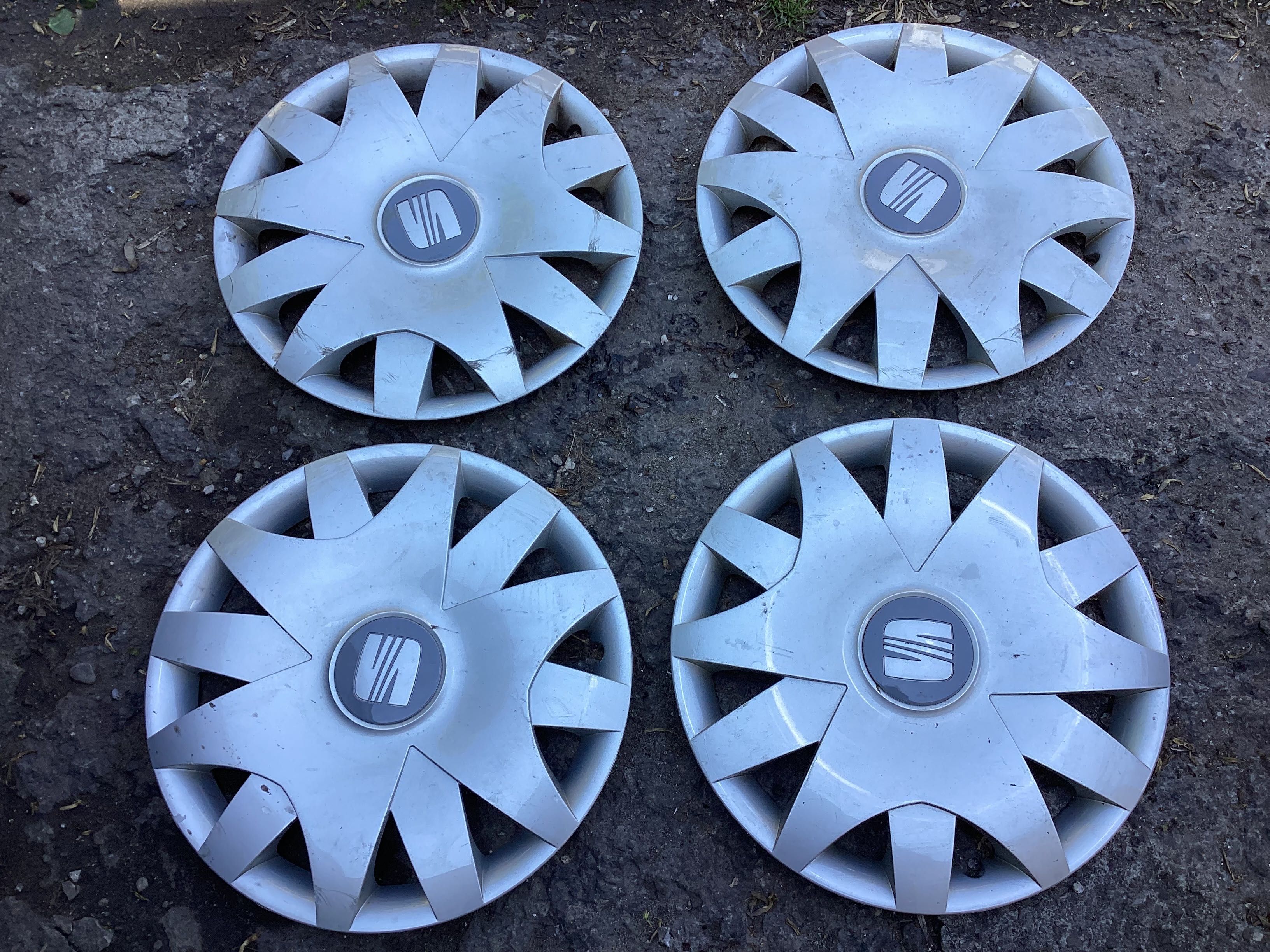 Kołpaki srebrne 15” SEAT oryginalne   15cali    4sztuki