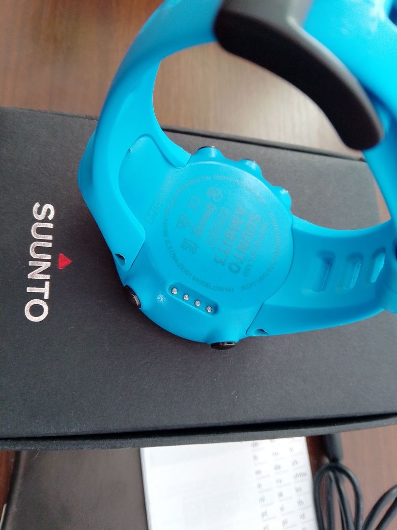 Suunto Ambit 3 Black / Blue  Wojskowy Taktyczny Uniseks