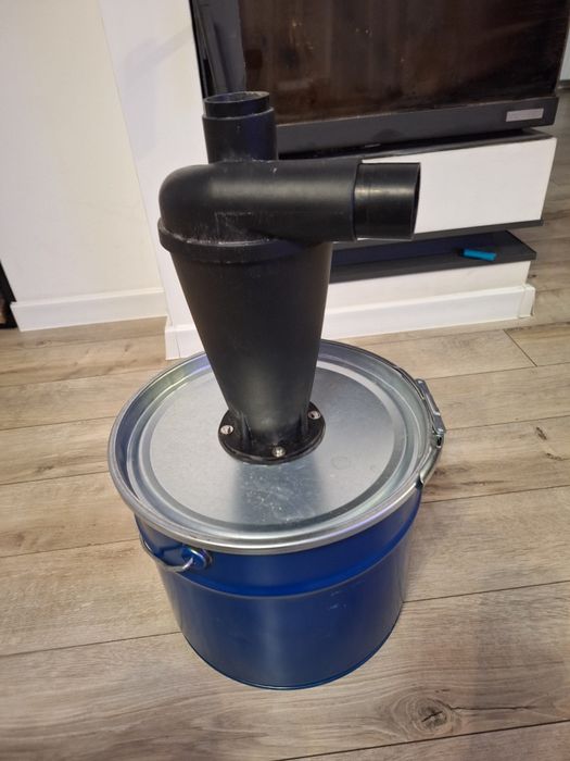 Separator cyklonowy do kominka