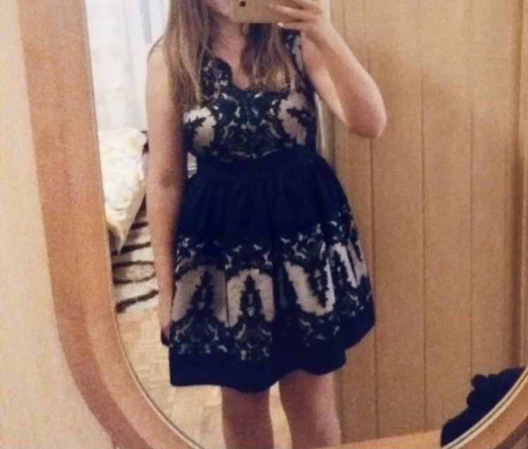 Sukienka rozkloszowana na studniowke itp r.38