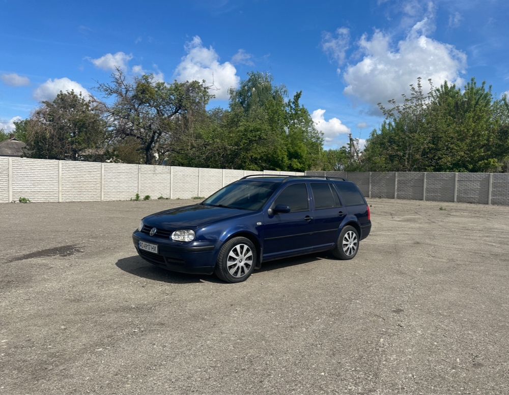 Volkswagen Golf 1.6 mpi гольф 4