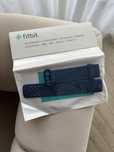 Nowy oryginalny Pasek Fitbit by Google sportowy do Charge 4 Granatowy