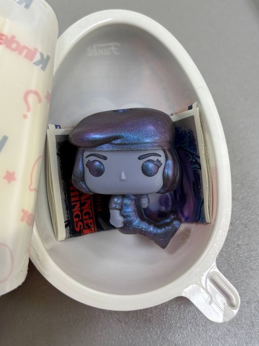 kinder joy дивні дива / stranger things