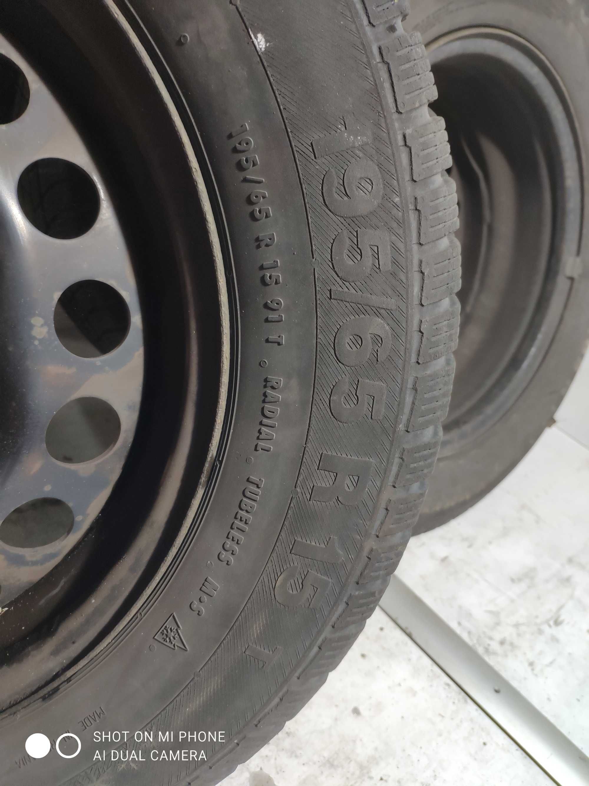 Koła opony felgi 195/65R15 BARUM zimowe komplet 4szt 5x112 VW 15 cali