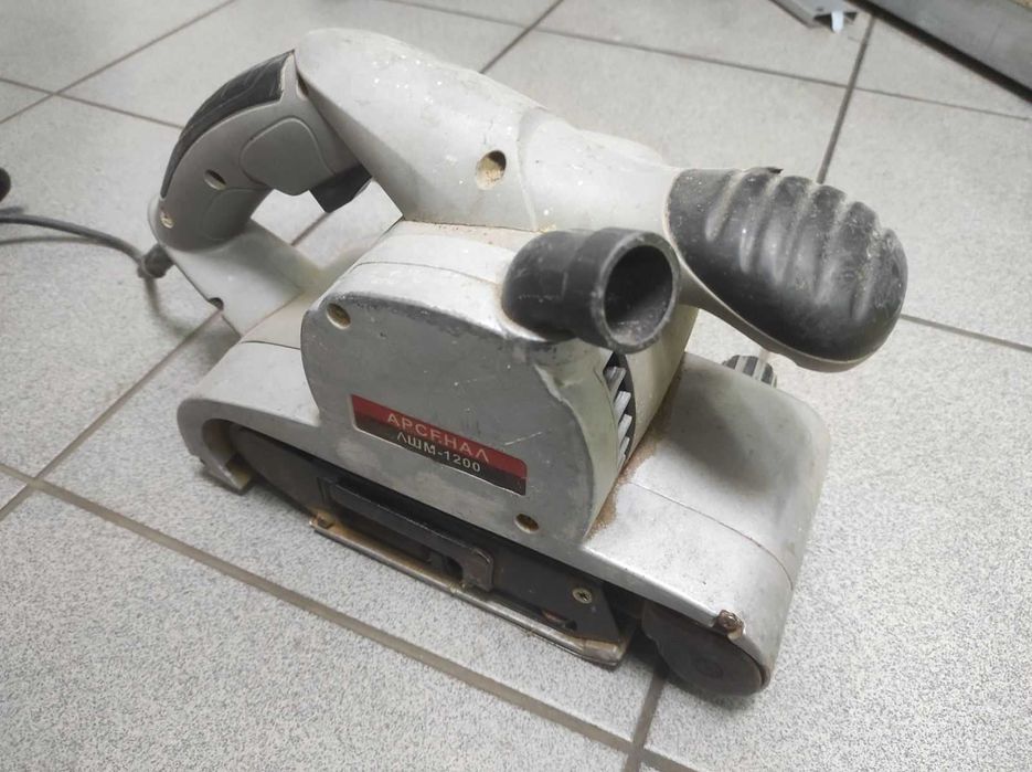Шліфмашина Арсенал ЛШМ-1200