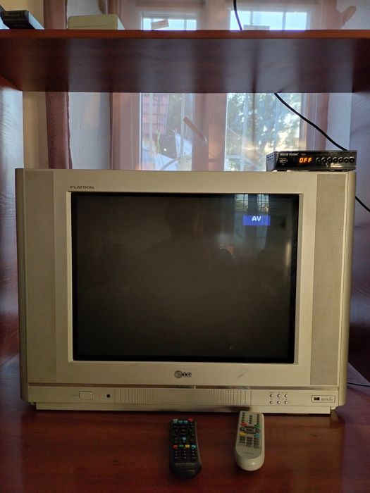 Телевізор Lg б/у.