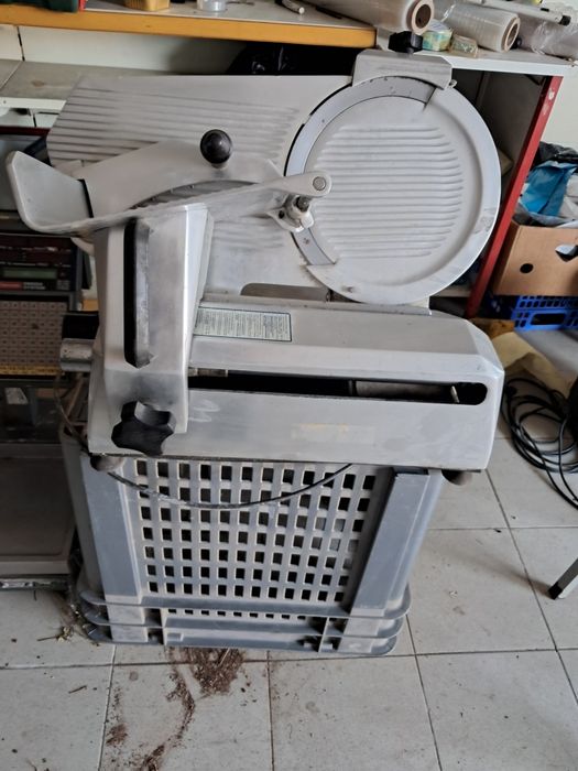 Vendo afiambreira para supermercado