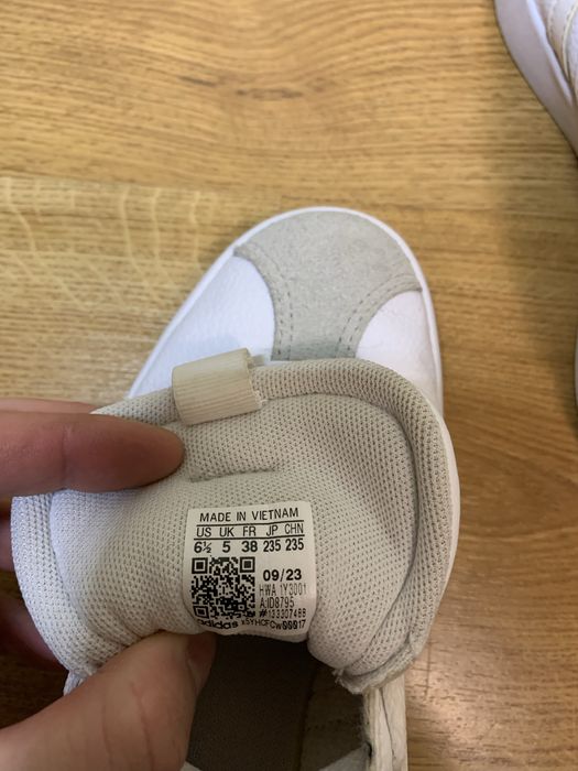 Кросівки жіночі адідас, adidas