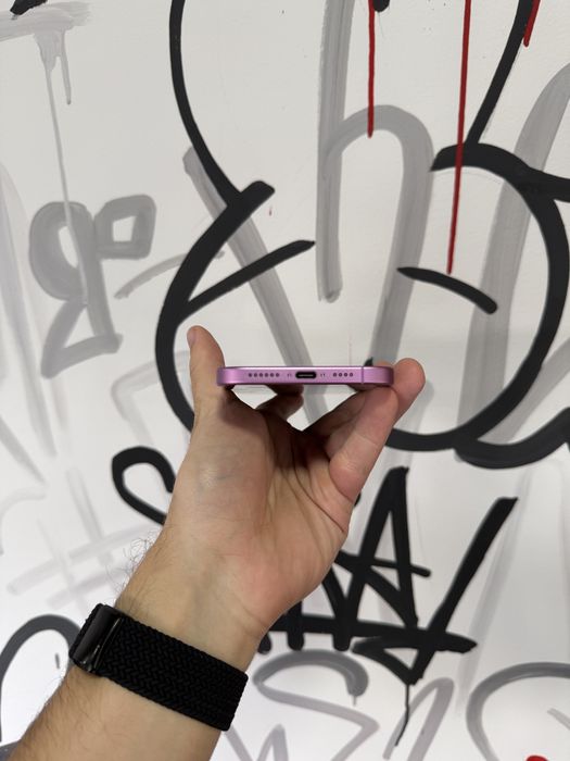 Б/В Iphone 16 plus 256 eSim