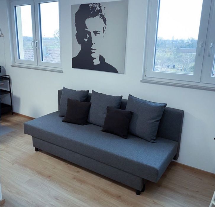 Sofa wersalka kanapa rozkładana z funkcją spania używana transport