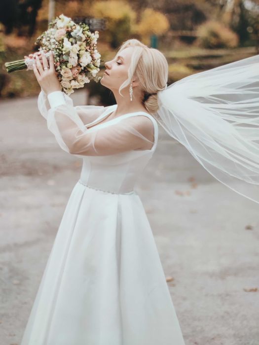 Продам весільну сукню або здам в оренду