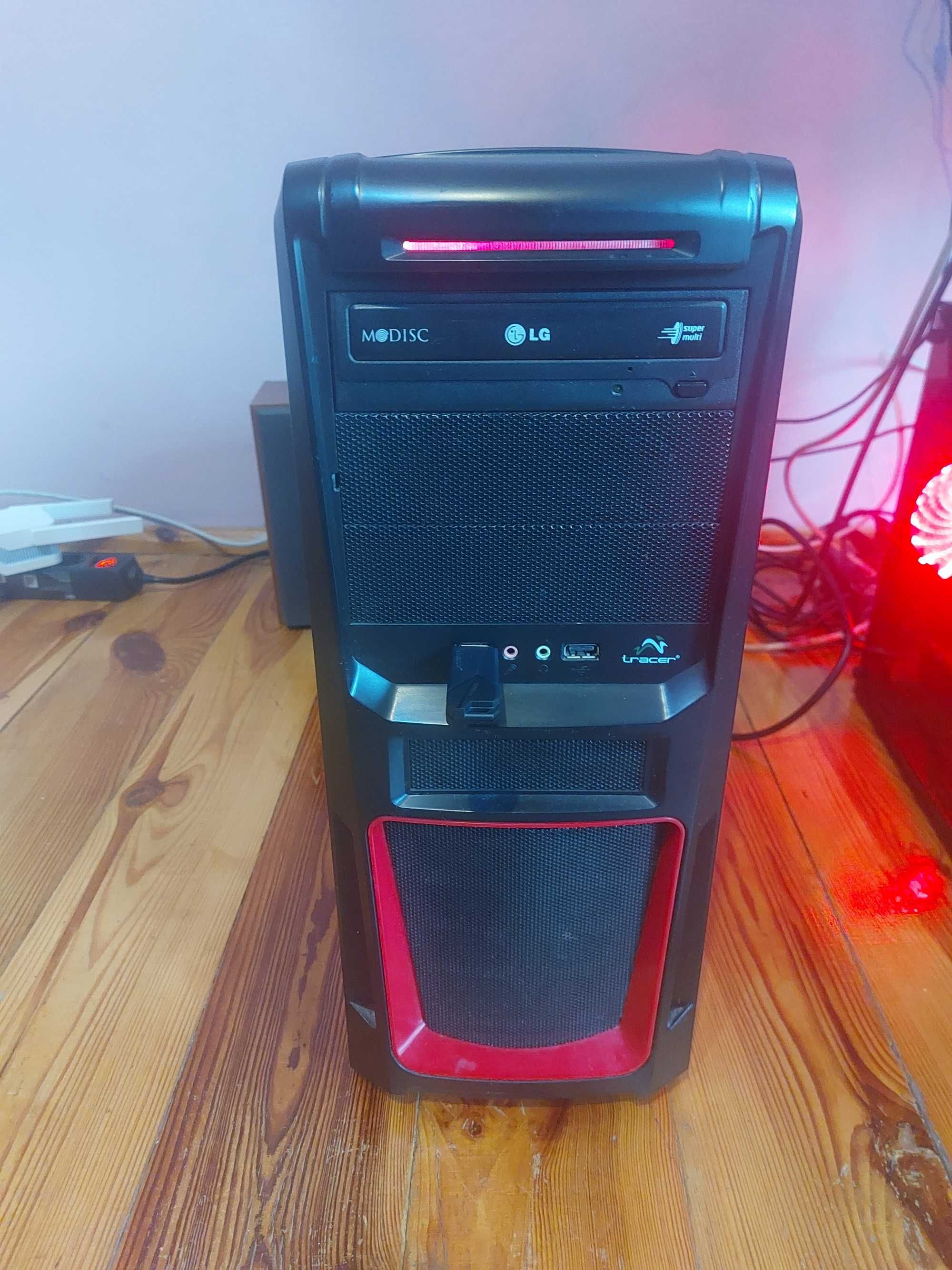 Komputer stacjonarny (16gb RAM, i5 3350P, HD7770, 256GB SSD) + monitor