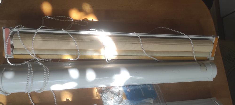 Nowa  kasetowa roleta dzień -noc 52/130 ecru