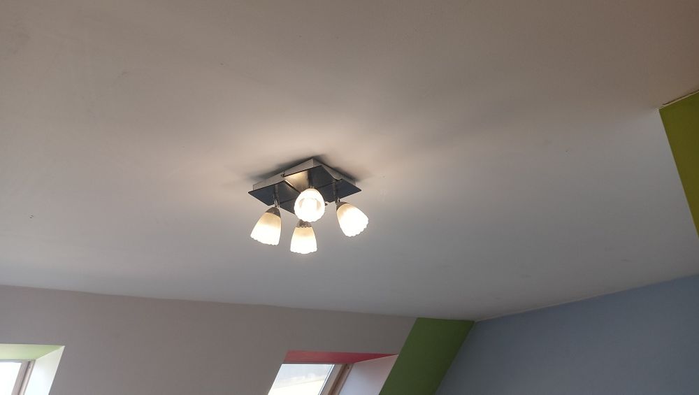 Lampy 2 szt. z żarówkami 4xG9 kpl