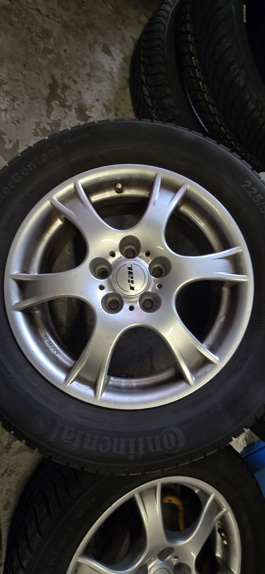 Felgi aluminiowe 16 5x110 et38 Opel Fiat