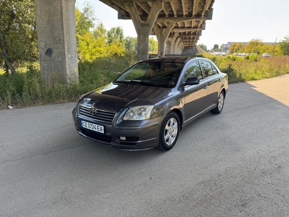 Toyota Avensis 2005 2,2 дизель 6ст