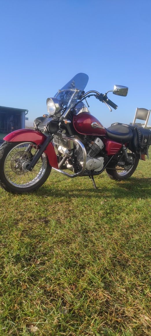 Honda Shadow by 125