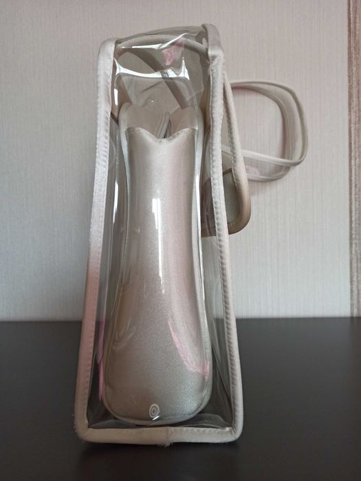 Torebka damska z kosmetyczką