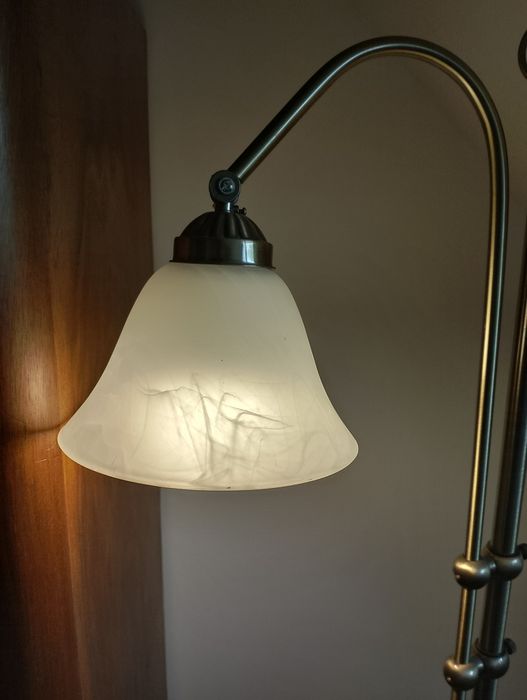 Lampa stojąca , mosiężna