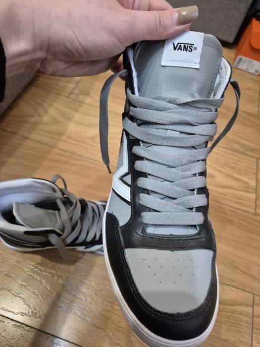 Кросівки Vans 42 розміру ,нові