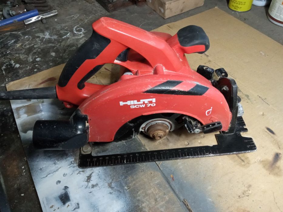 Циркулярна дискова пила HILTI SCW 70