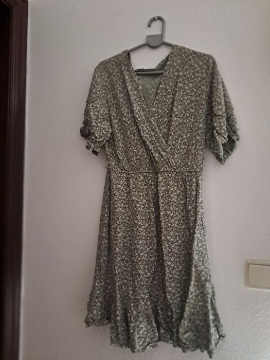 Vestido verde seco