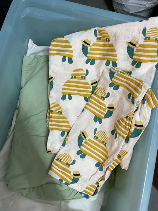 Berço faia Sniglar Ikea oferta colchão almofada e protectores