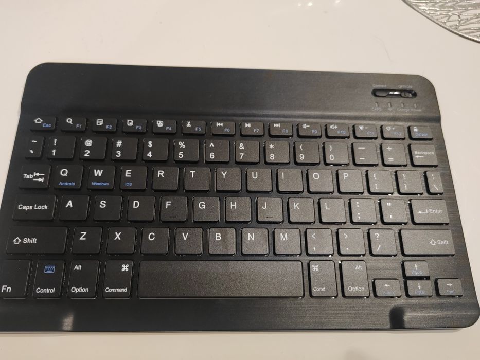 bezprzewodowa klawiatura Bluetooth na PC Tablet 10 Slim nowa