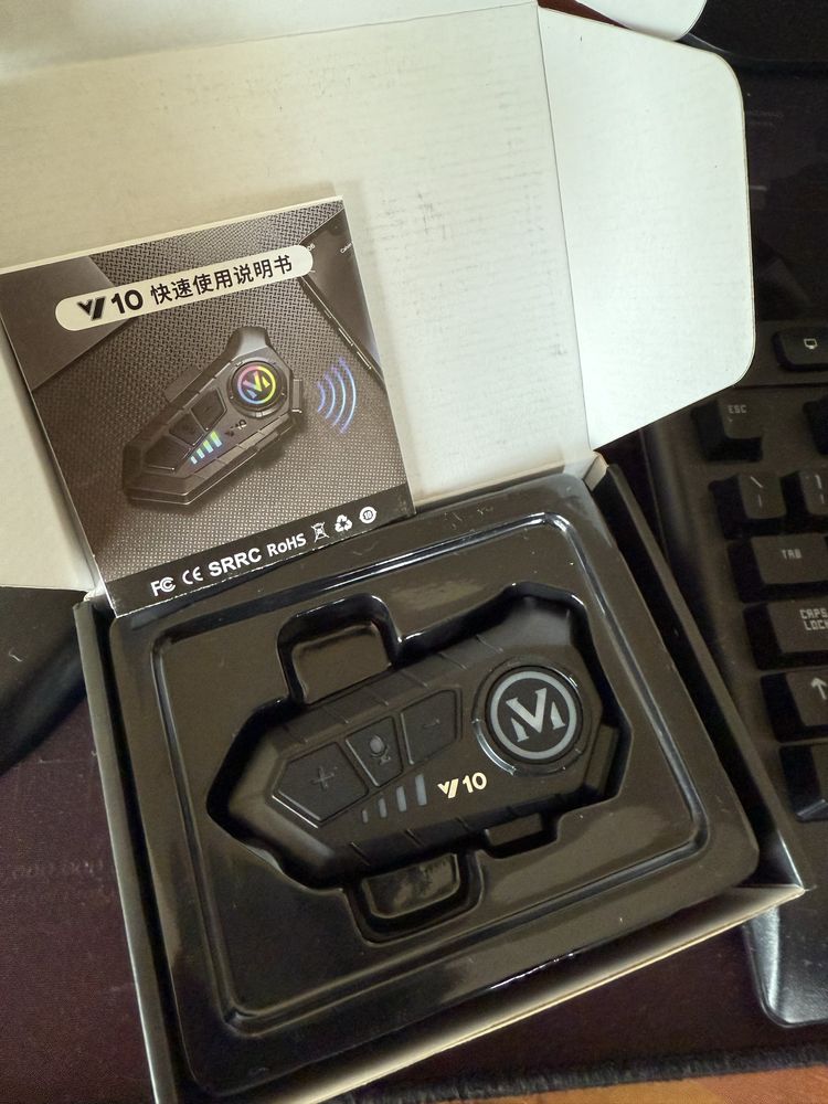 Vendo auricular para moto universal