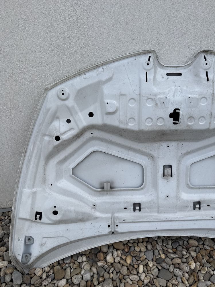 Capô Renault Clio 4