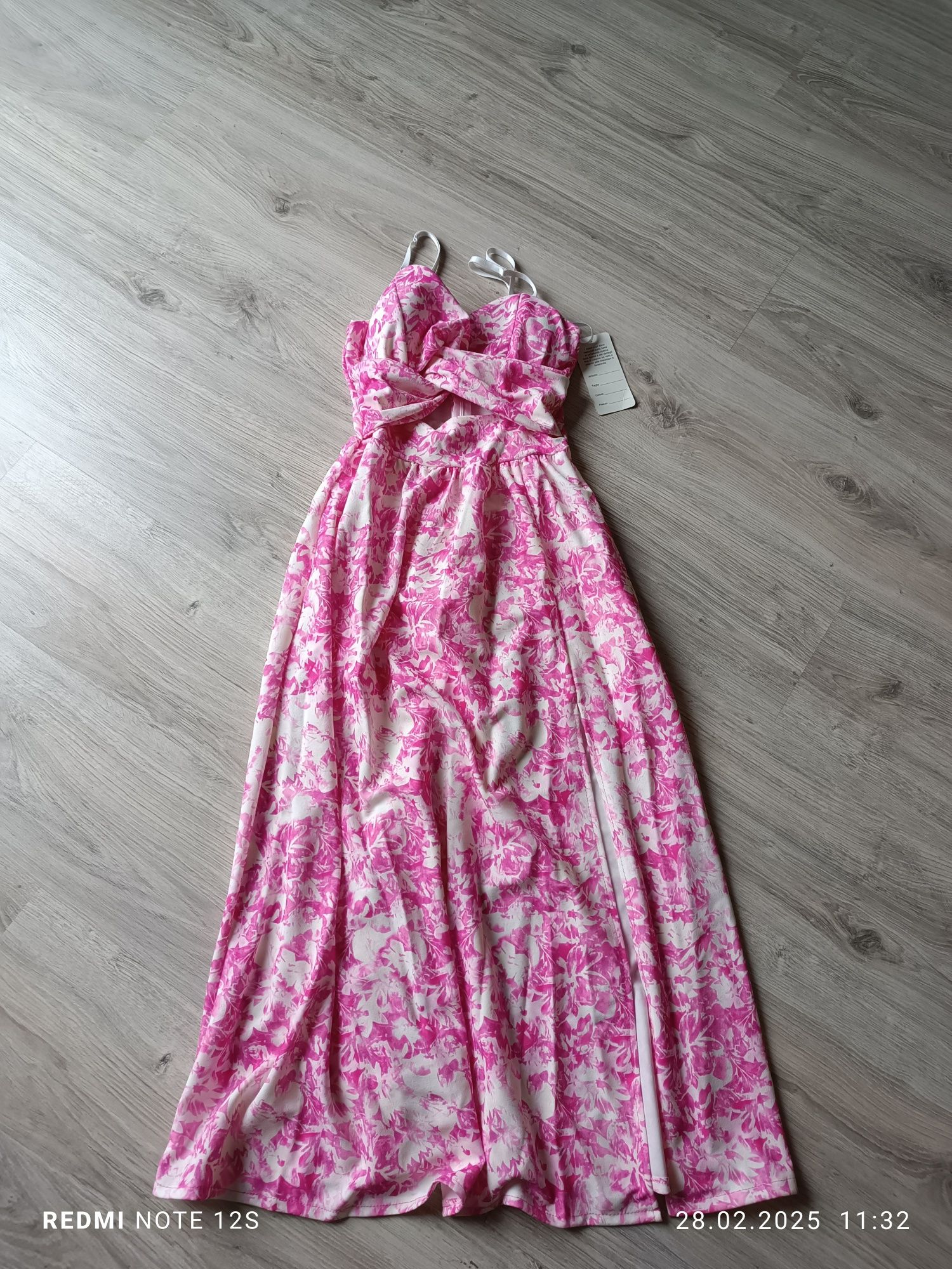 Sukienka elegancka