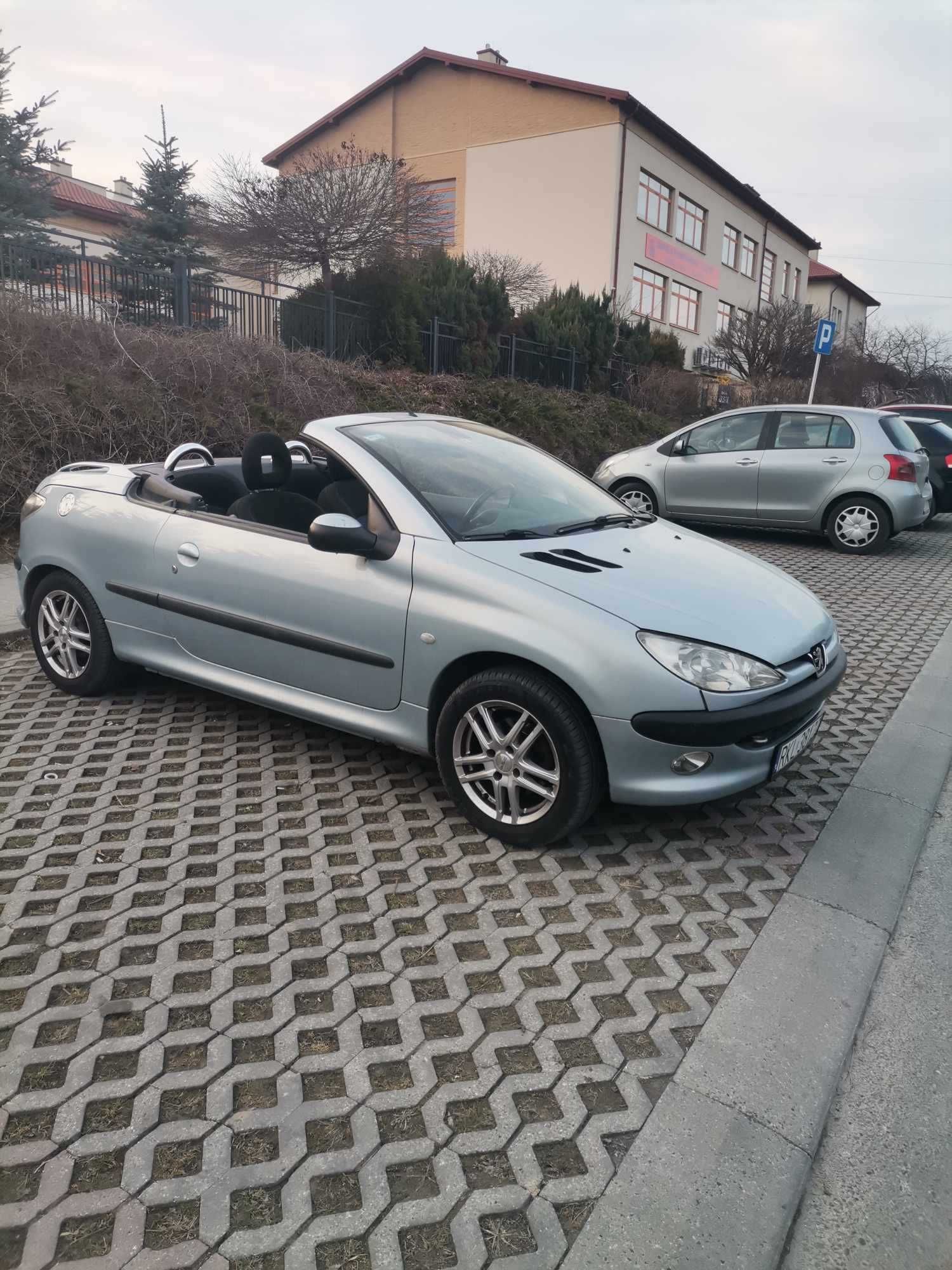 Peugeot 206 CC Cabrio 1,6 benzyna