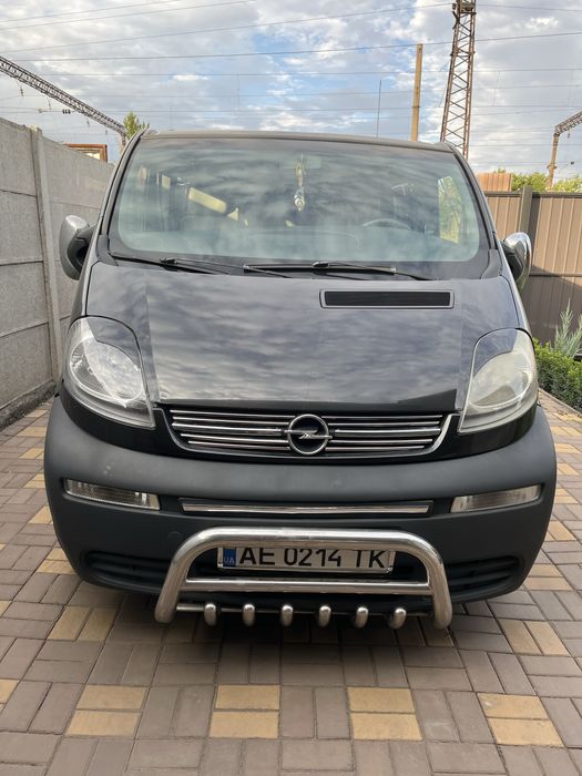 Opel vivaro 2.5 Дизель