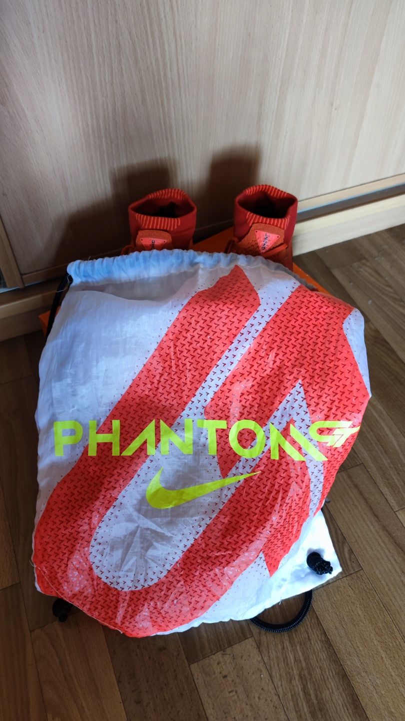 Бутси Nike Phantom vsn 40 poзмір, 25 см.
