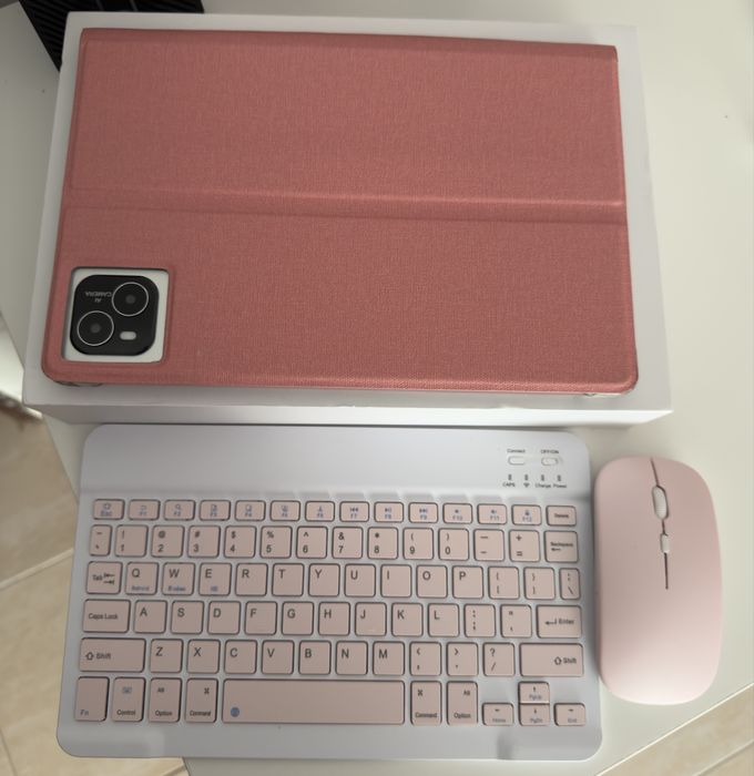 Tablet 10.1. Novo ligado so para testar