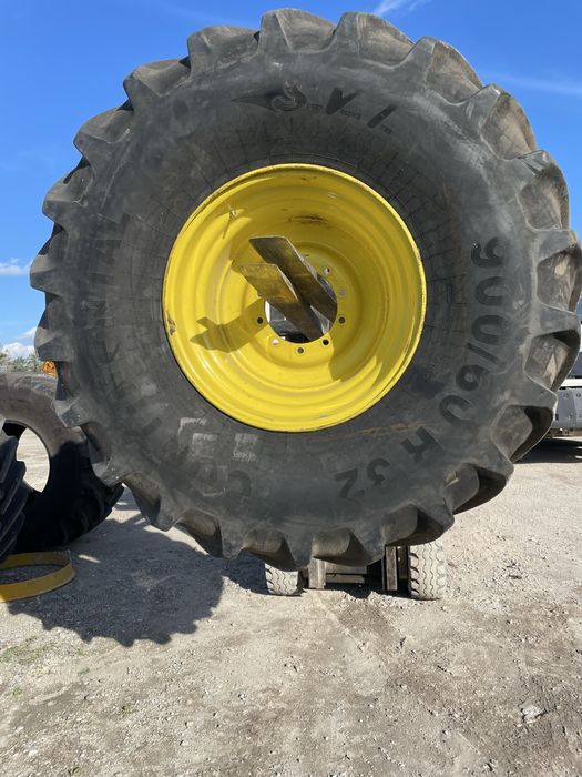 Шини Continental 900/60R32